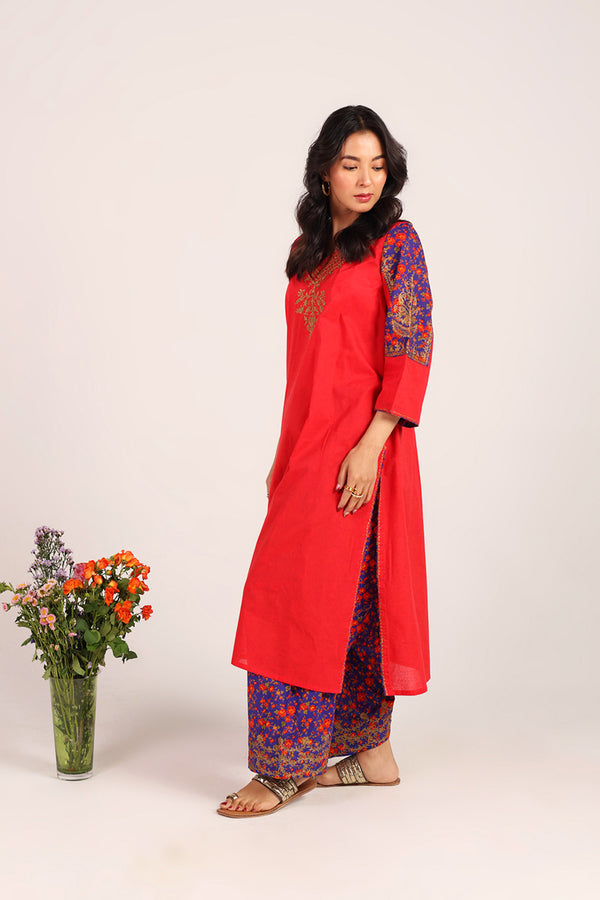 Gilded Glam Iconic Ensemble