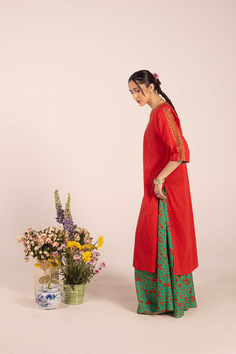 Gilded Glam Zari Zouk Ensemble