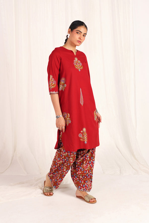 Kachnaar Aari Kahani Ensemble