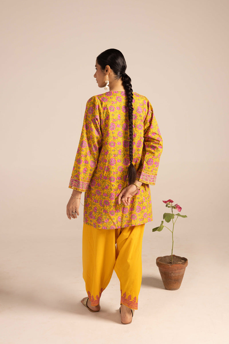 Khaas Kachnaar Suit