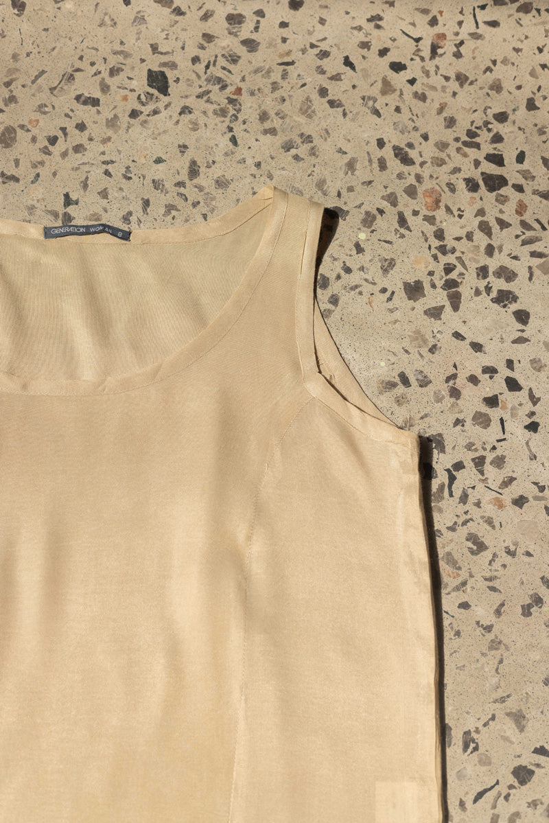 beige