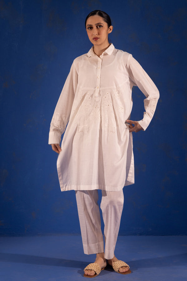 Schiffli Whisper Set