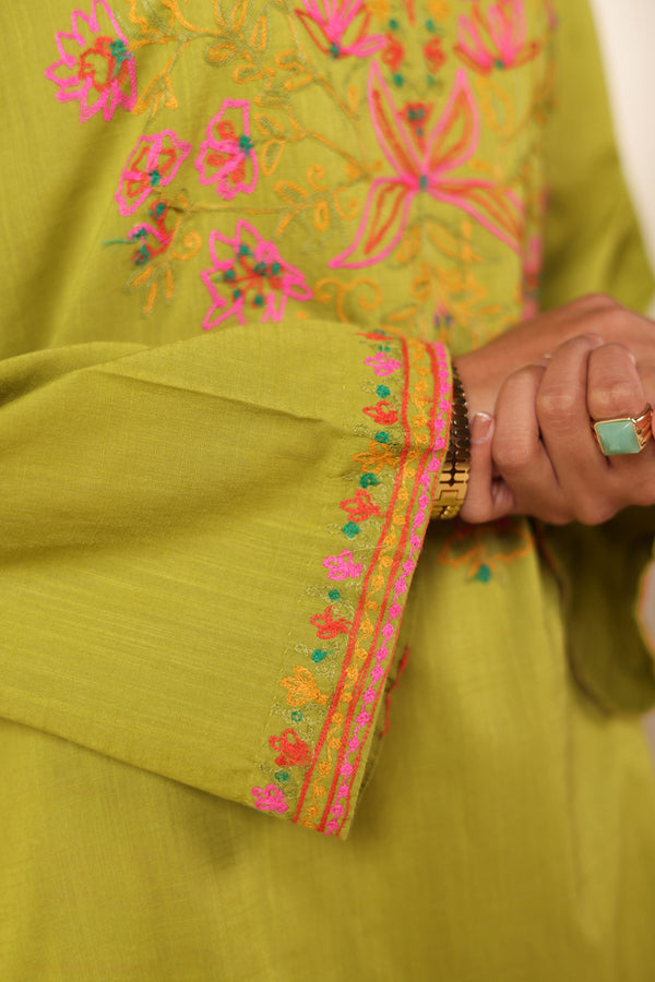 Rangeen Qissay Embroidered Set