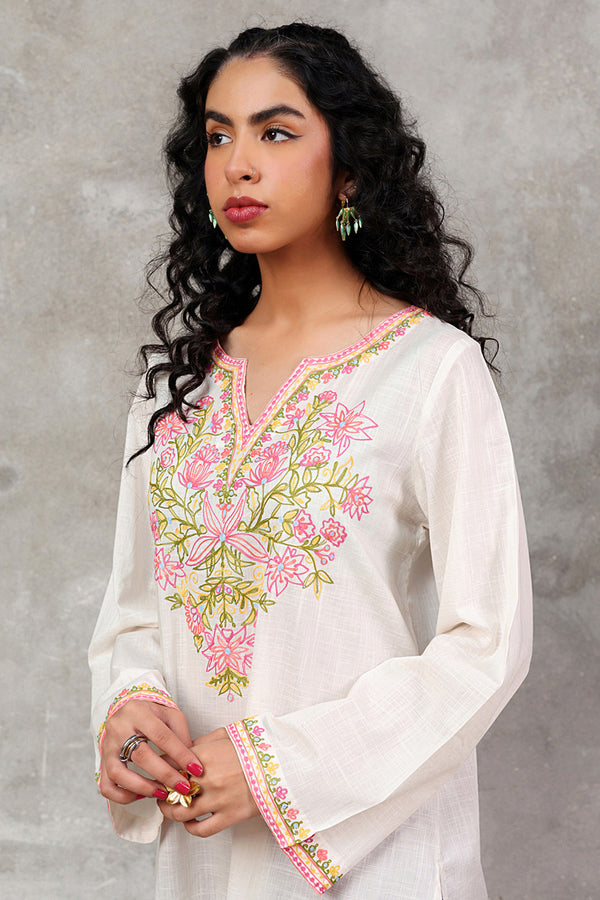 Rangeen Qissay Embroidered Set