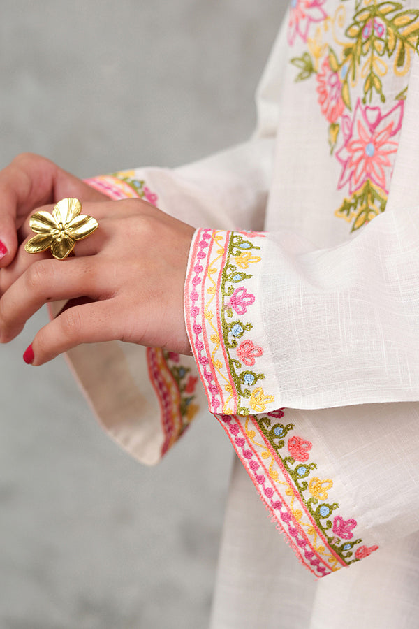 Rangeen Qissay Embroidered Set