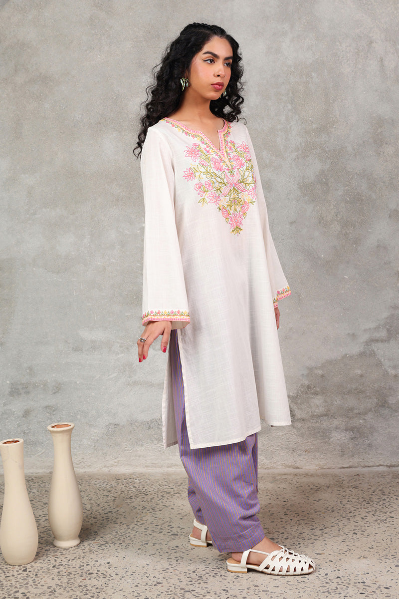 Rangeen Qissay Embroidered Set