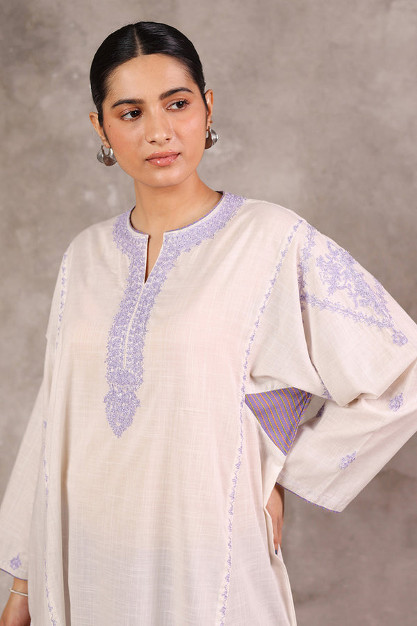 Rangeen Qissay Embroidered Set