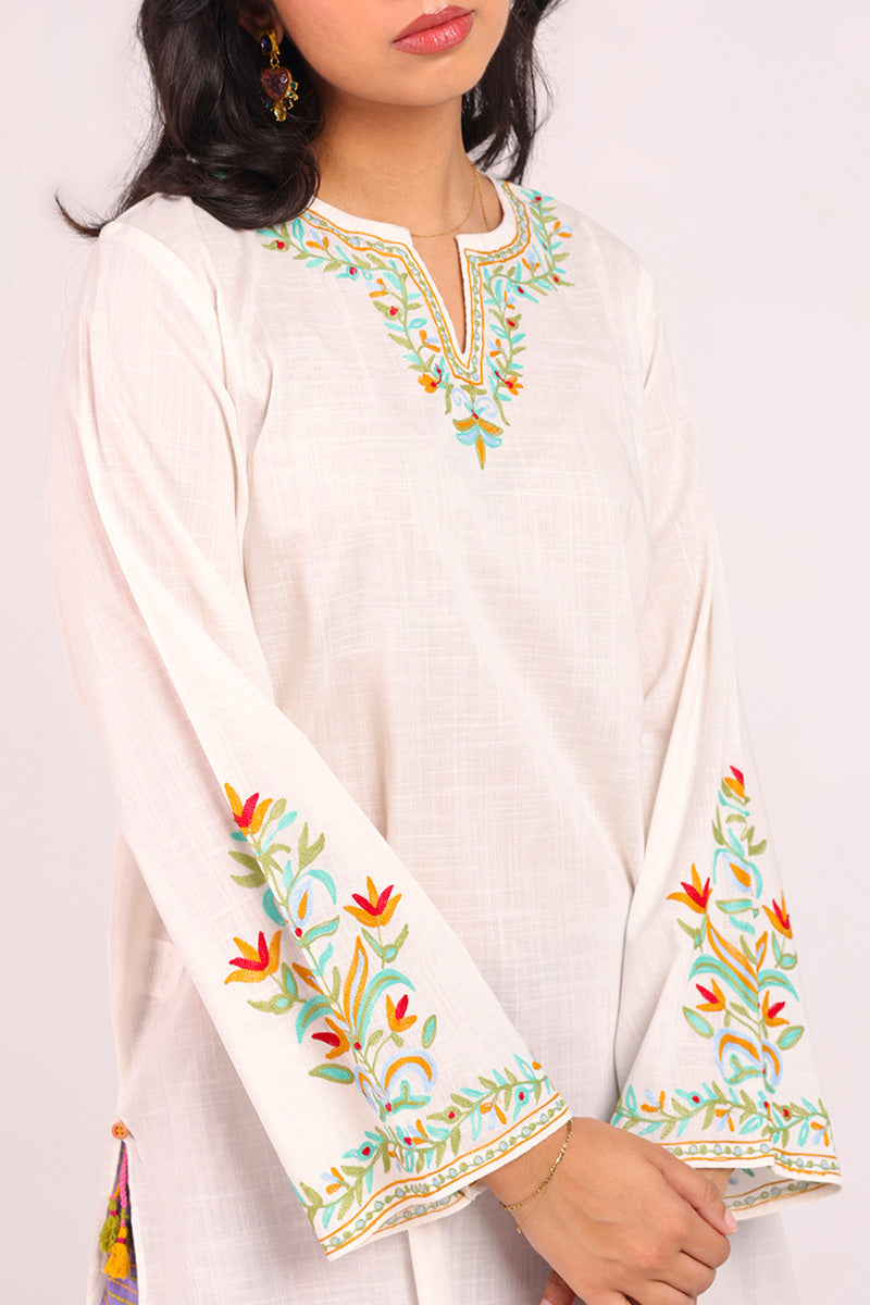 Rangeen Qissay Embroidered Set