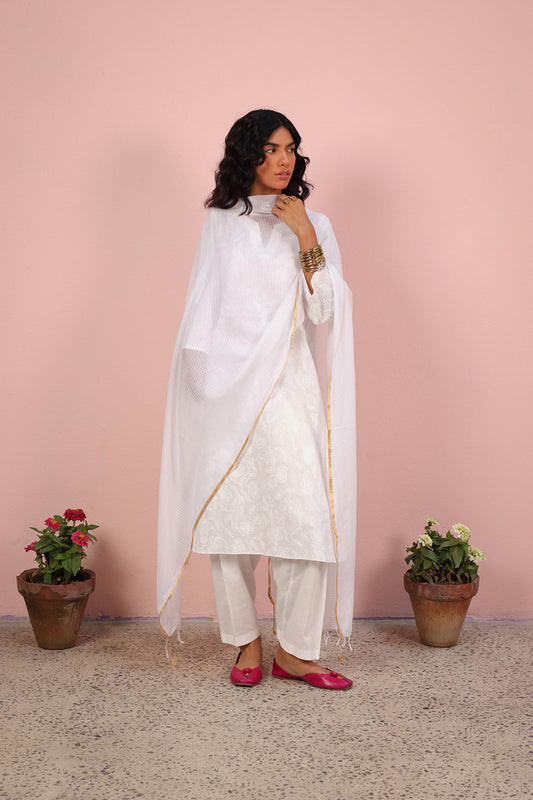 Golden Veil Resham Check Dupatta