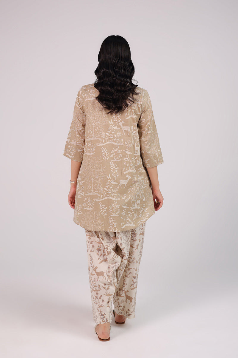 beige