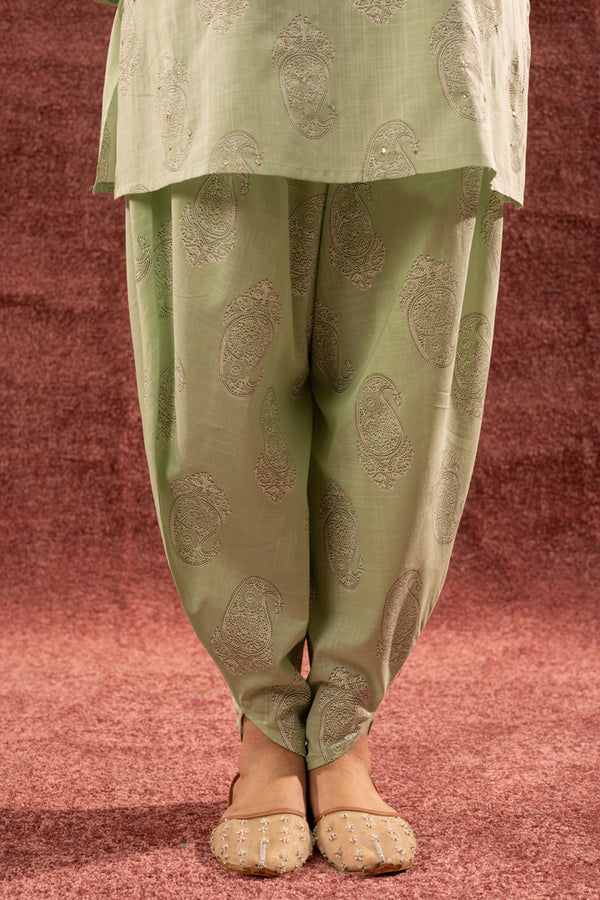 Soft Paisley Tulip Edit Set