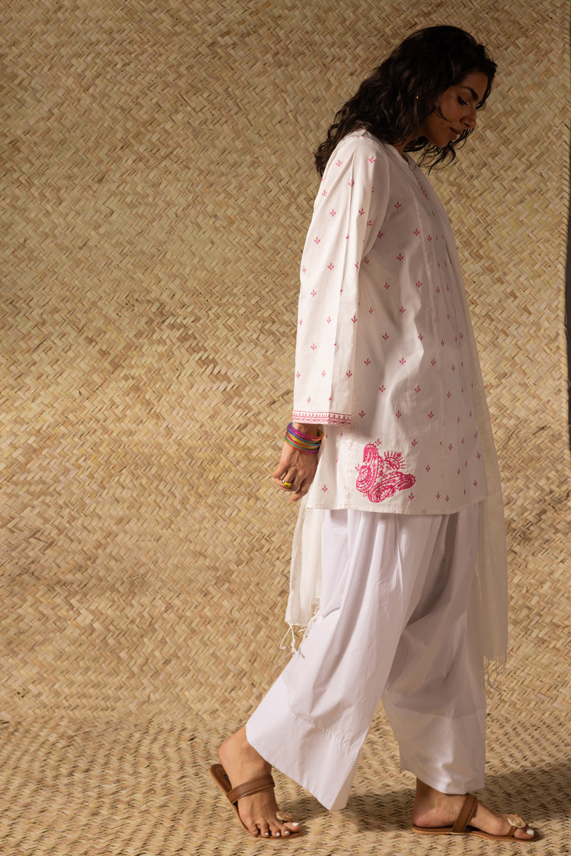 Quiet Paisley Kurti