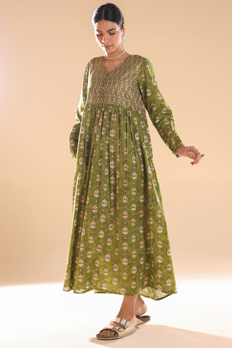 The Inlay Whisper Dress
