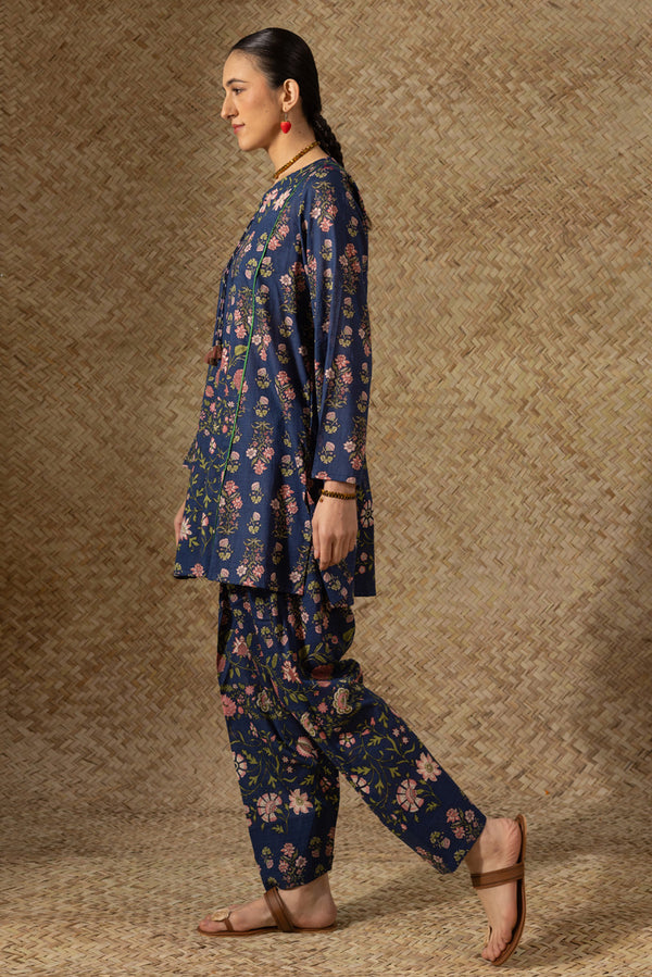 Bloomline Tassel Set