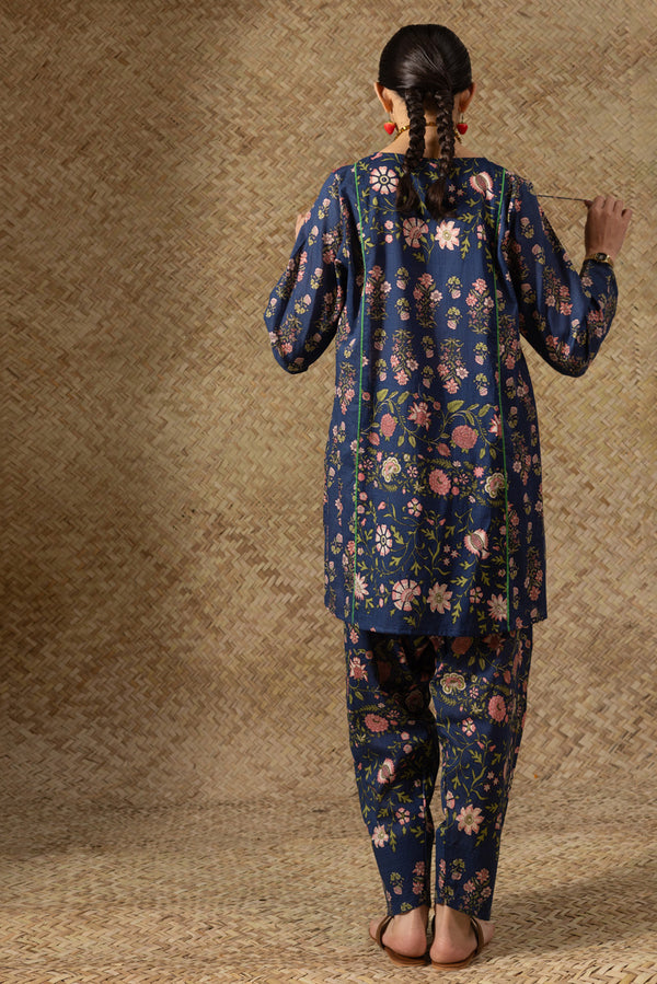 Bloomline Tassel Set