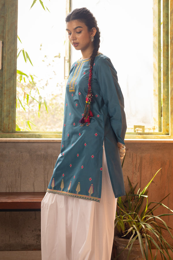 Embroidered Mosaic Kurti