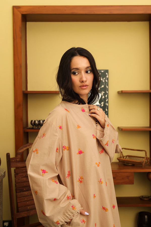 Phool Embroidered Kurti