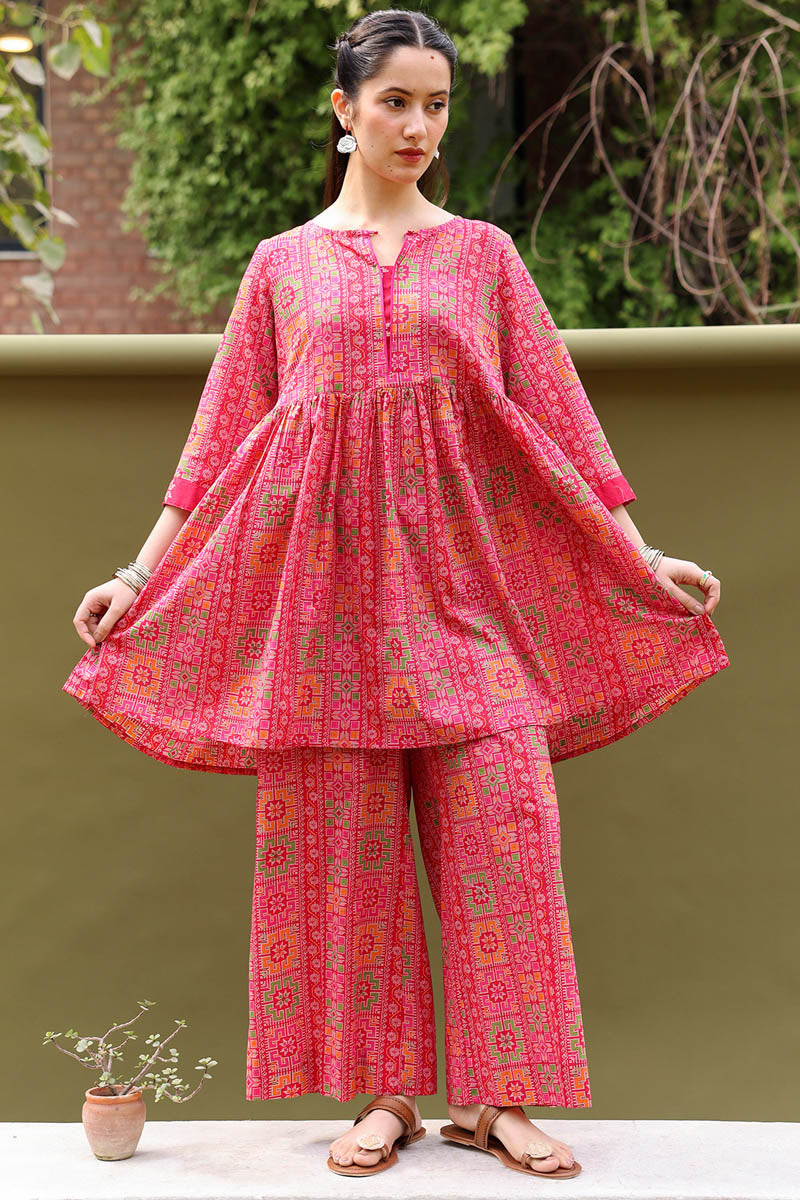 Stitch Mosaic Flared Set