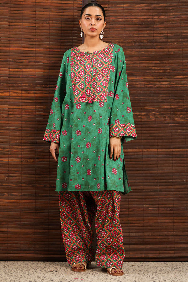 Sheehsakari Tassel Set