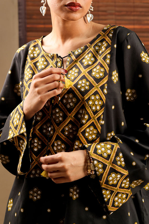 Sheehsakari Tassel Set