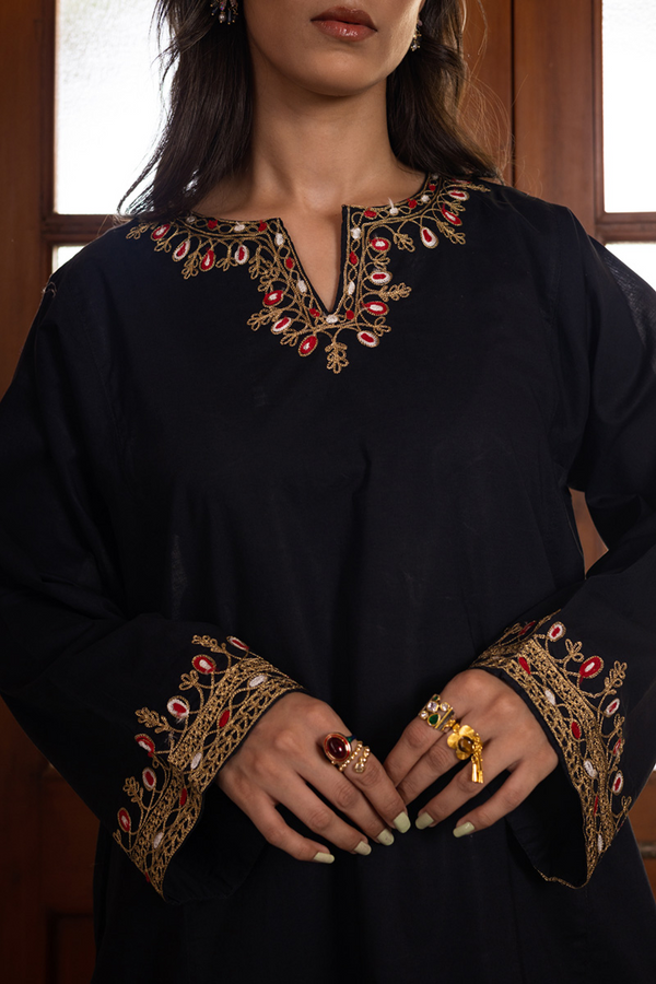 Embroidered Susi Set