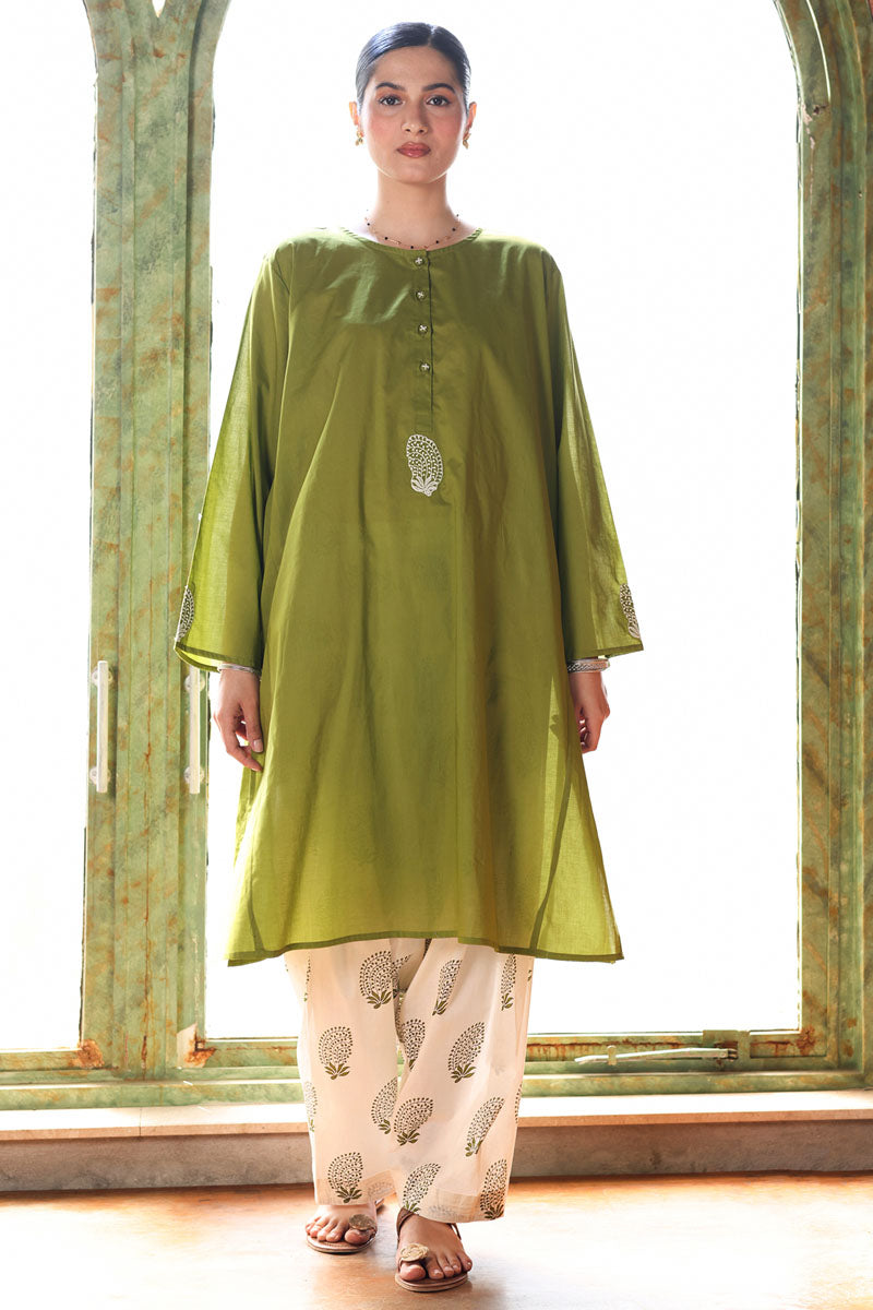 Soft Regal Line Set