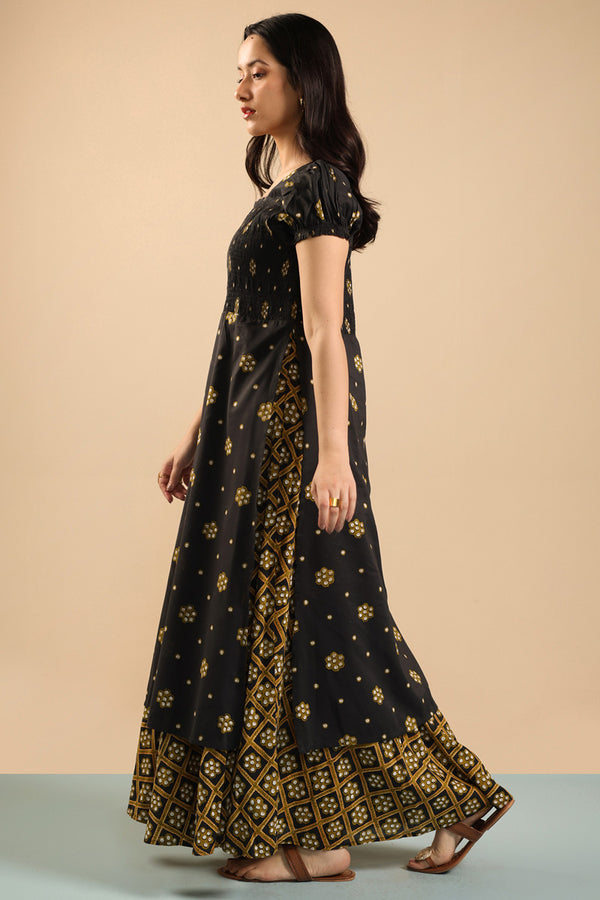 Sheehsakari Smocked Dress