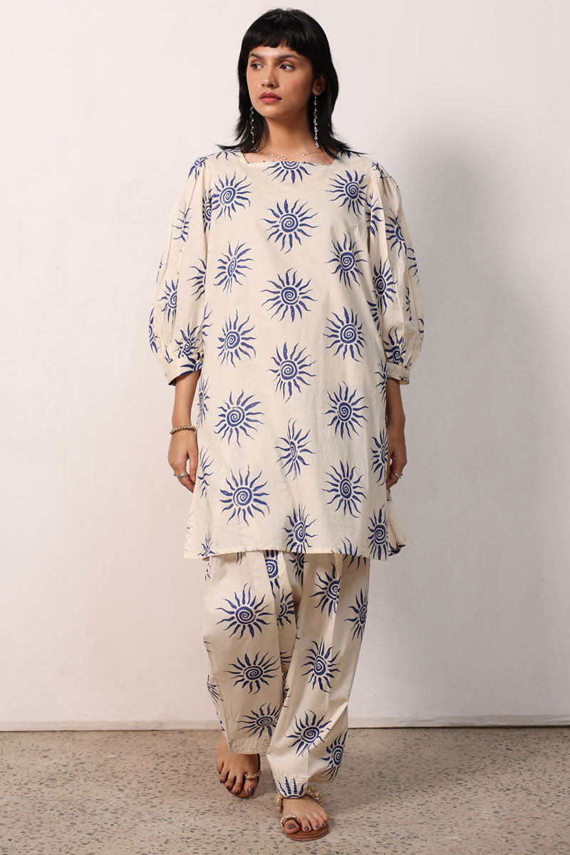 Sun Script Printed Set