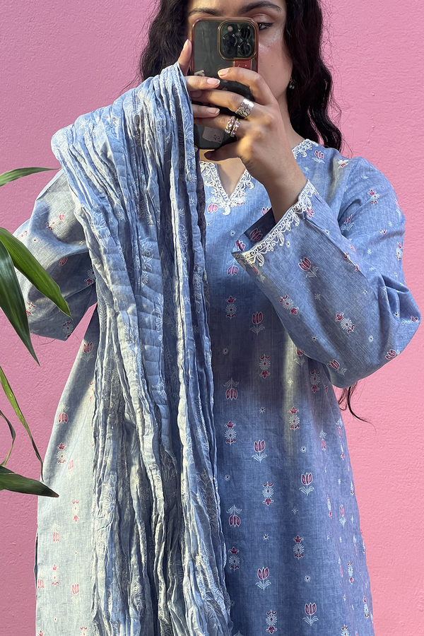 Gulistan Printed 3-Piece Suit