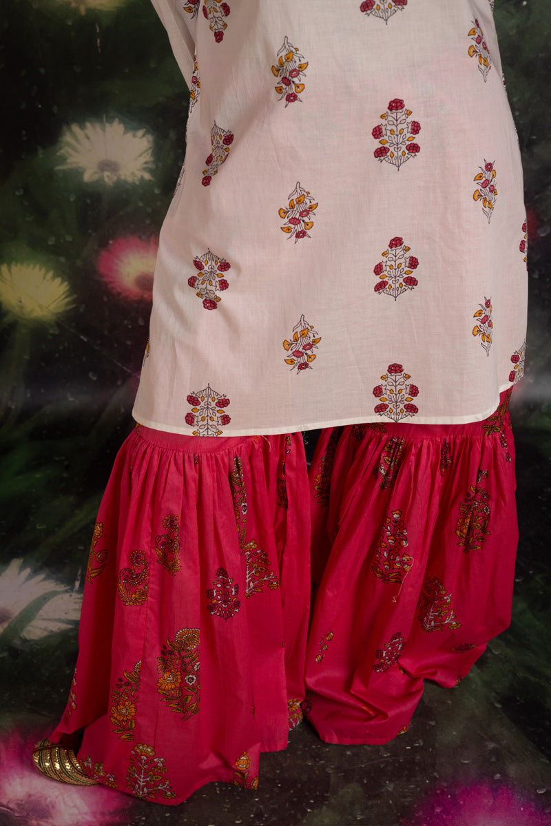 Guldasta Gharara Set