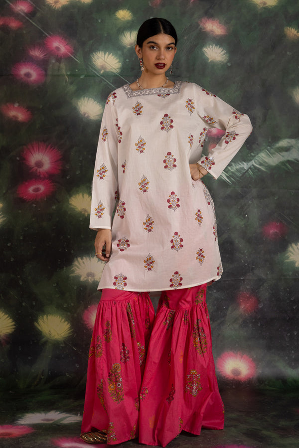 Guldasta Gharara Set