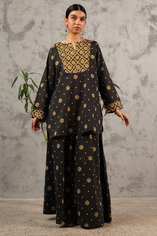 Sheehsakari Skirt Set