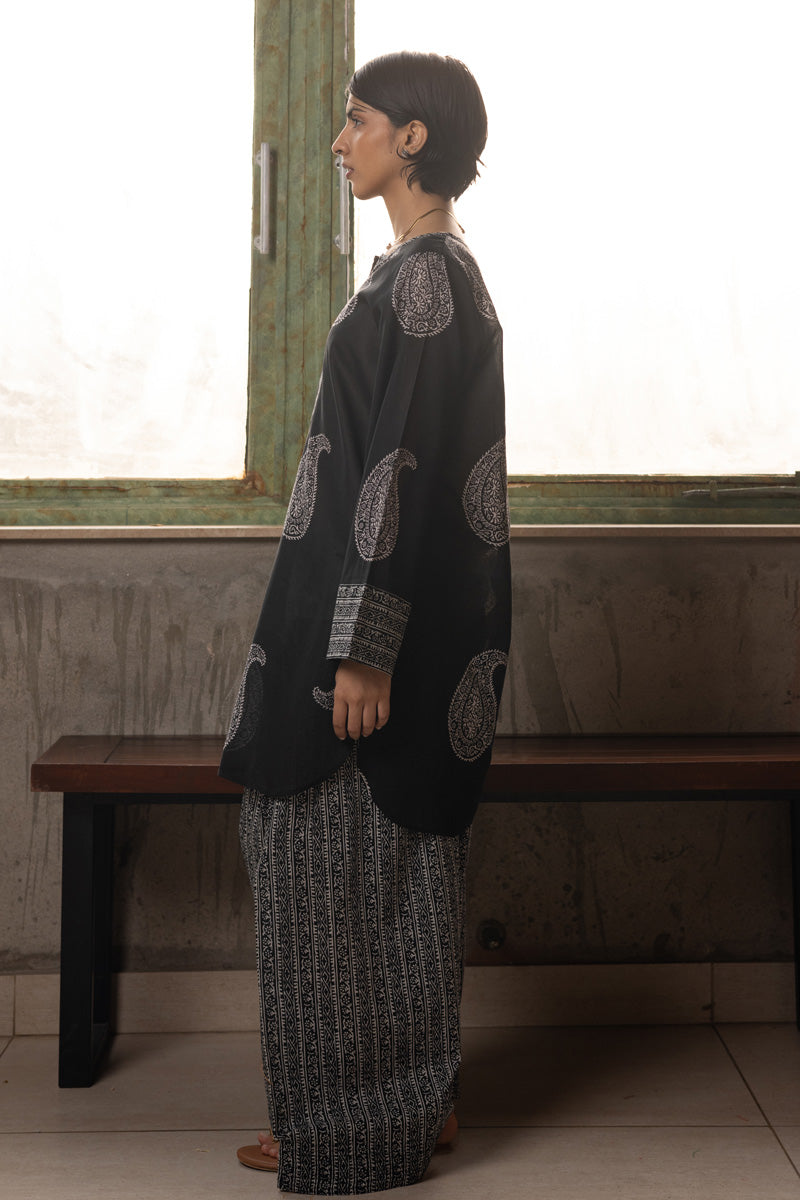 Midnight Paisley Farshi Set