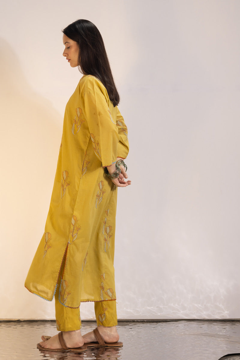 spectrayellow