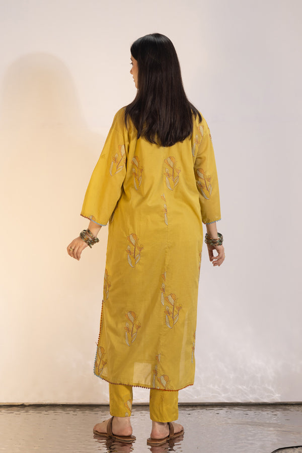 Phool Party Embroidered Set