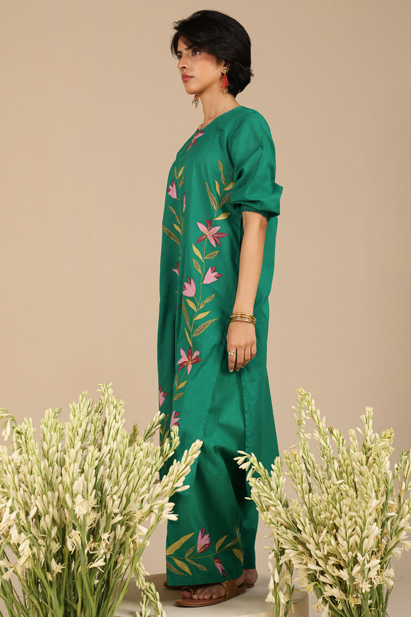 Embroidered Phool Kamala Set