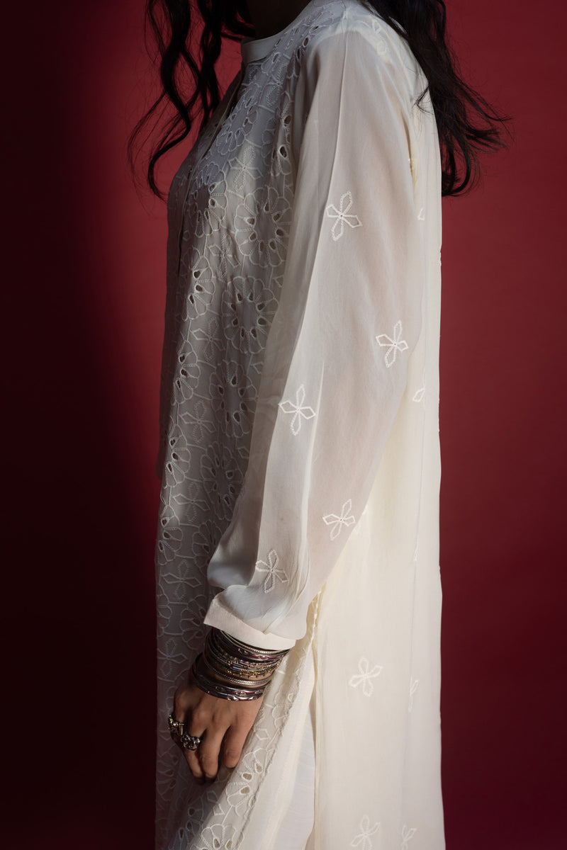 Ivory Schiffli Ensemble