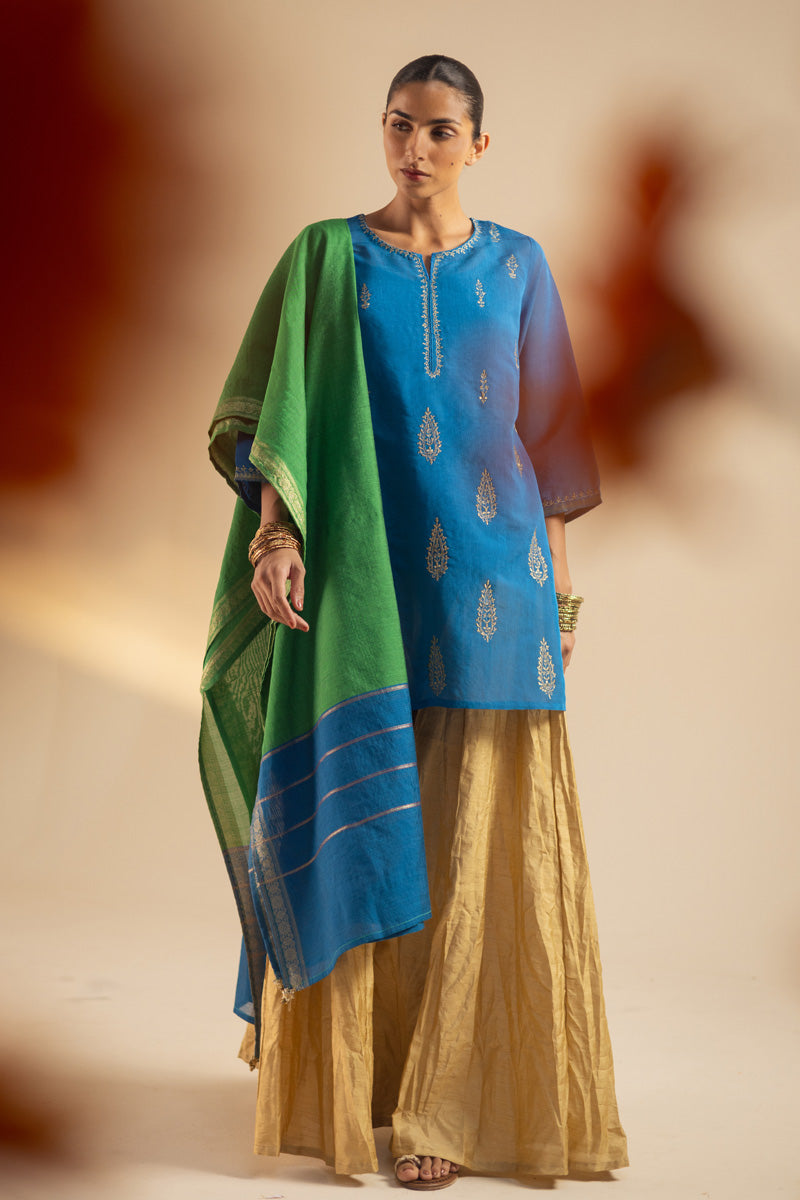 Gilded Aura 2-Piece Set