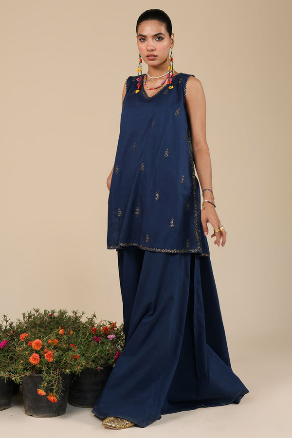 Embroidered Petal Mist Set