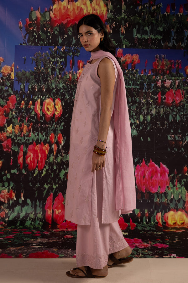 Chalk Whisper Embroidered Ensemble