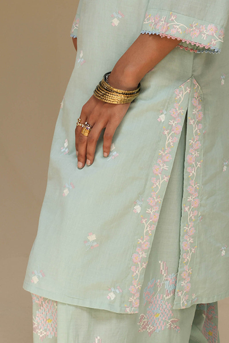 Meadow Bloom Embroidered Set