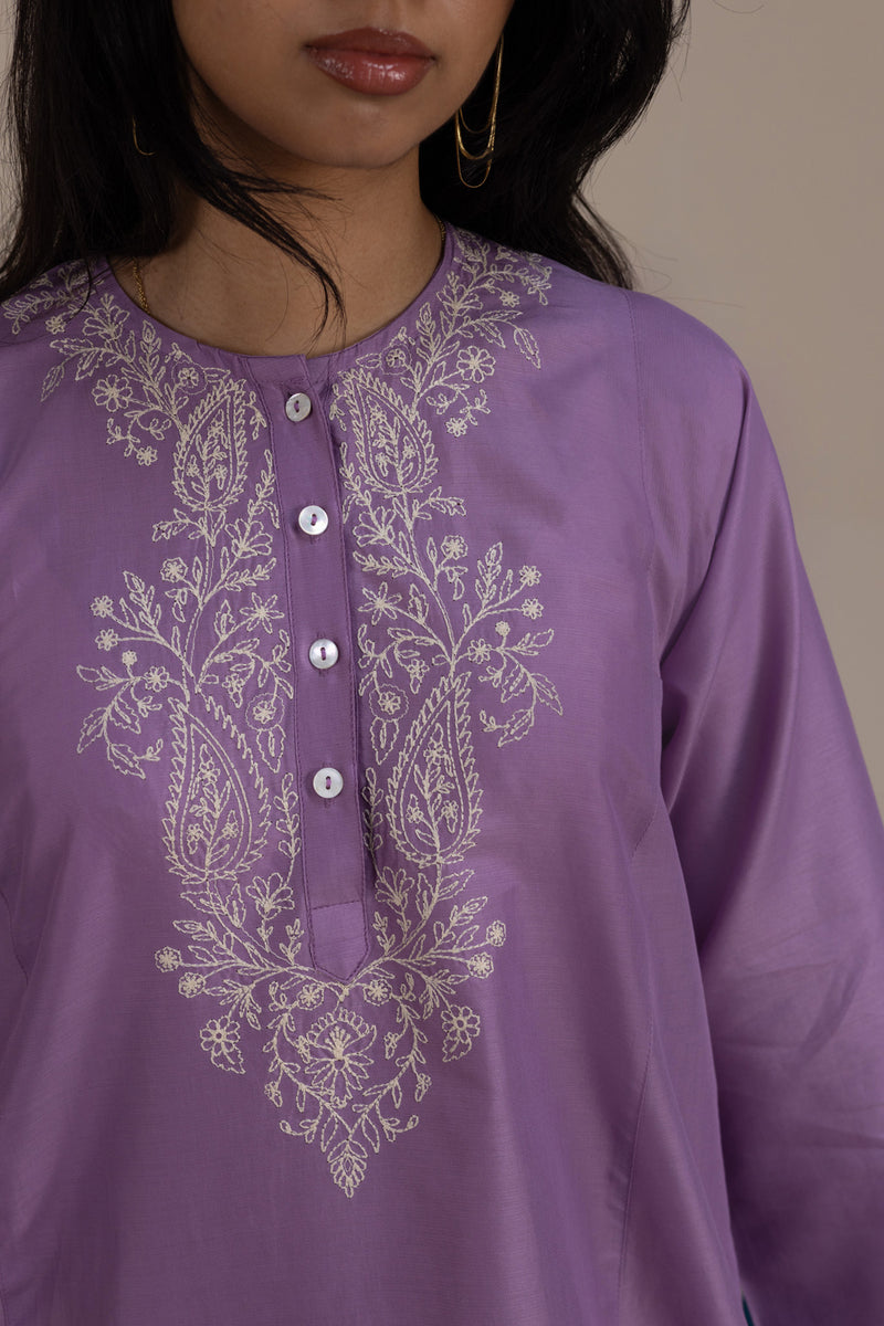 Embroidered Whisper Kurta