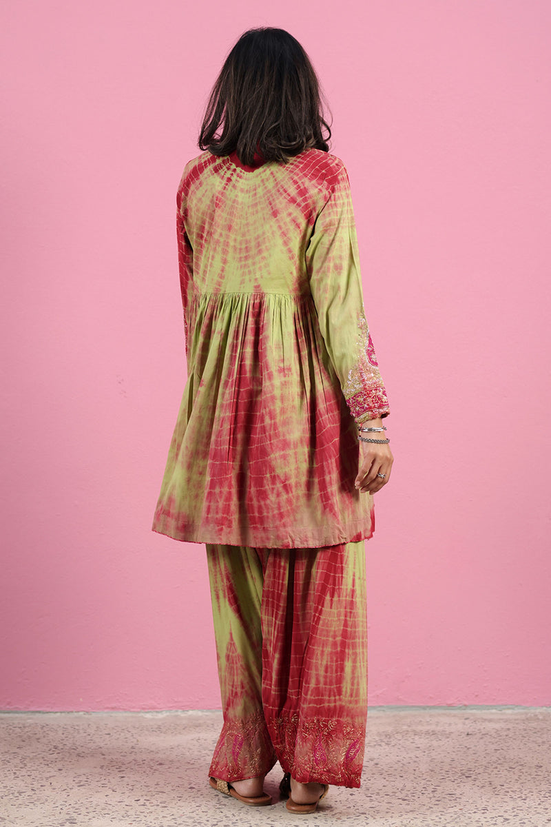 Tidal Tones Embroidered Set