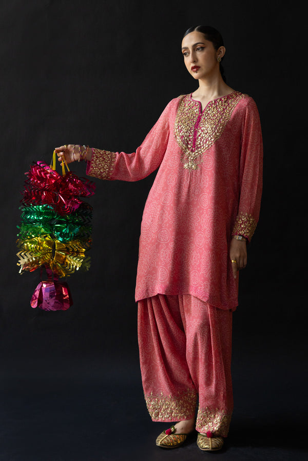 Banno Rani Gota Set