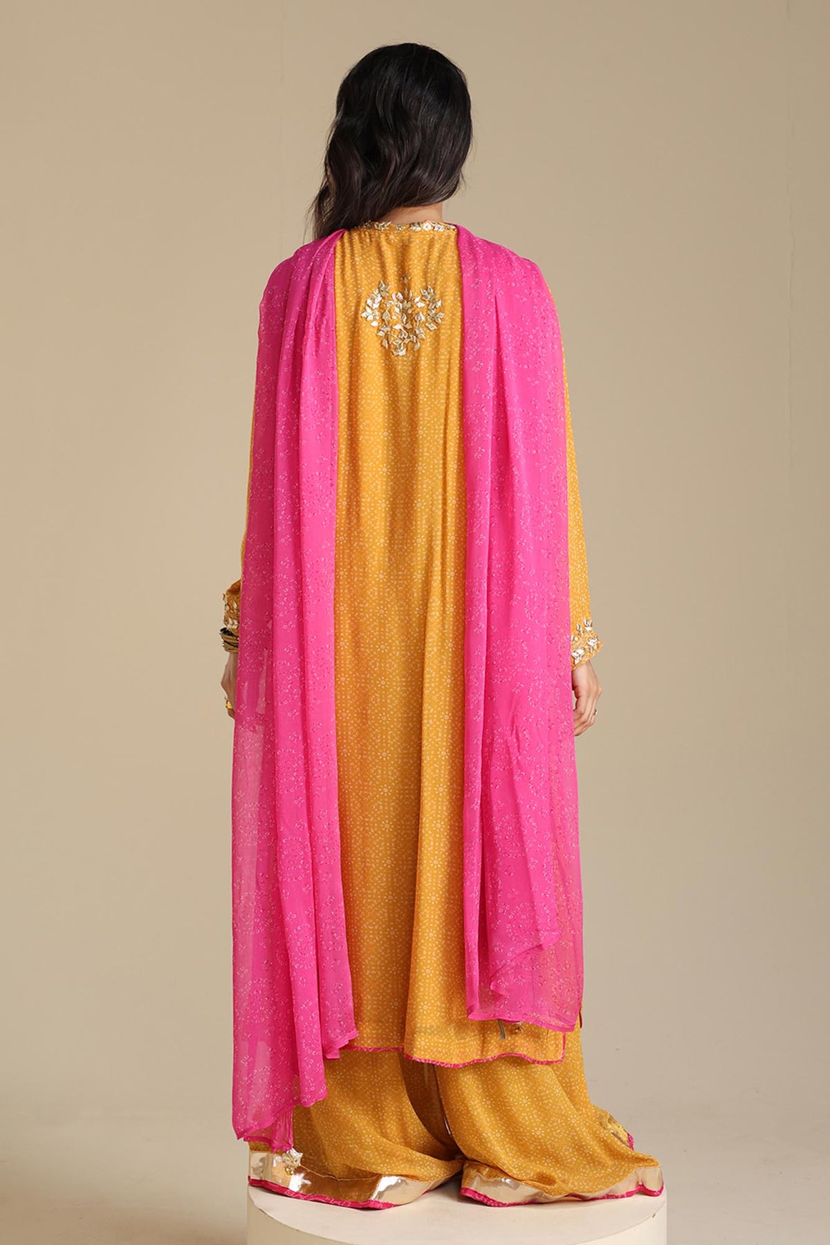 Khaas Chunari Ensemble