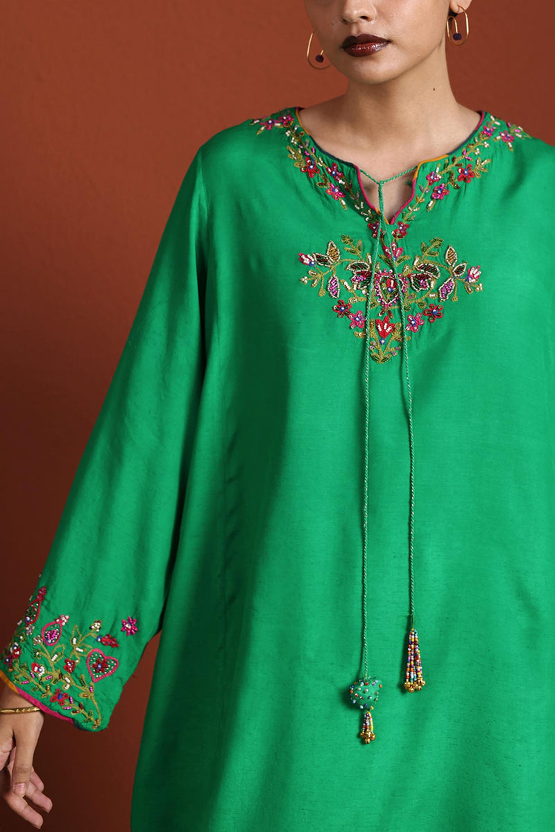 Dewdrop Embroidered Set