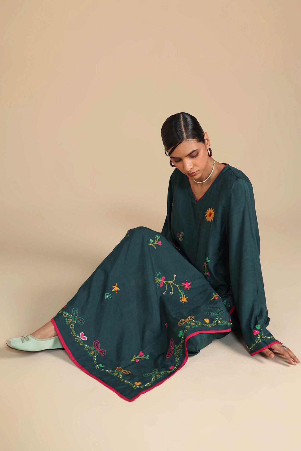 Embroidered Reverie Set