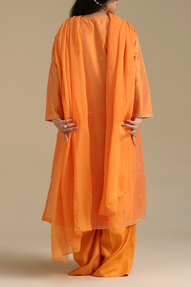 Gilded Reverie 3-Piece Suit