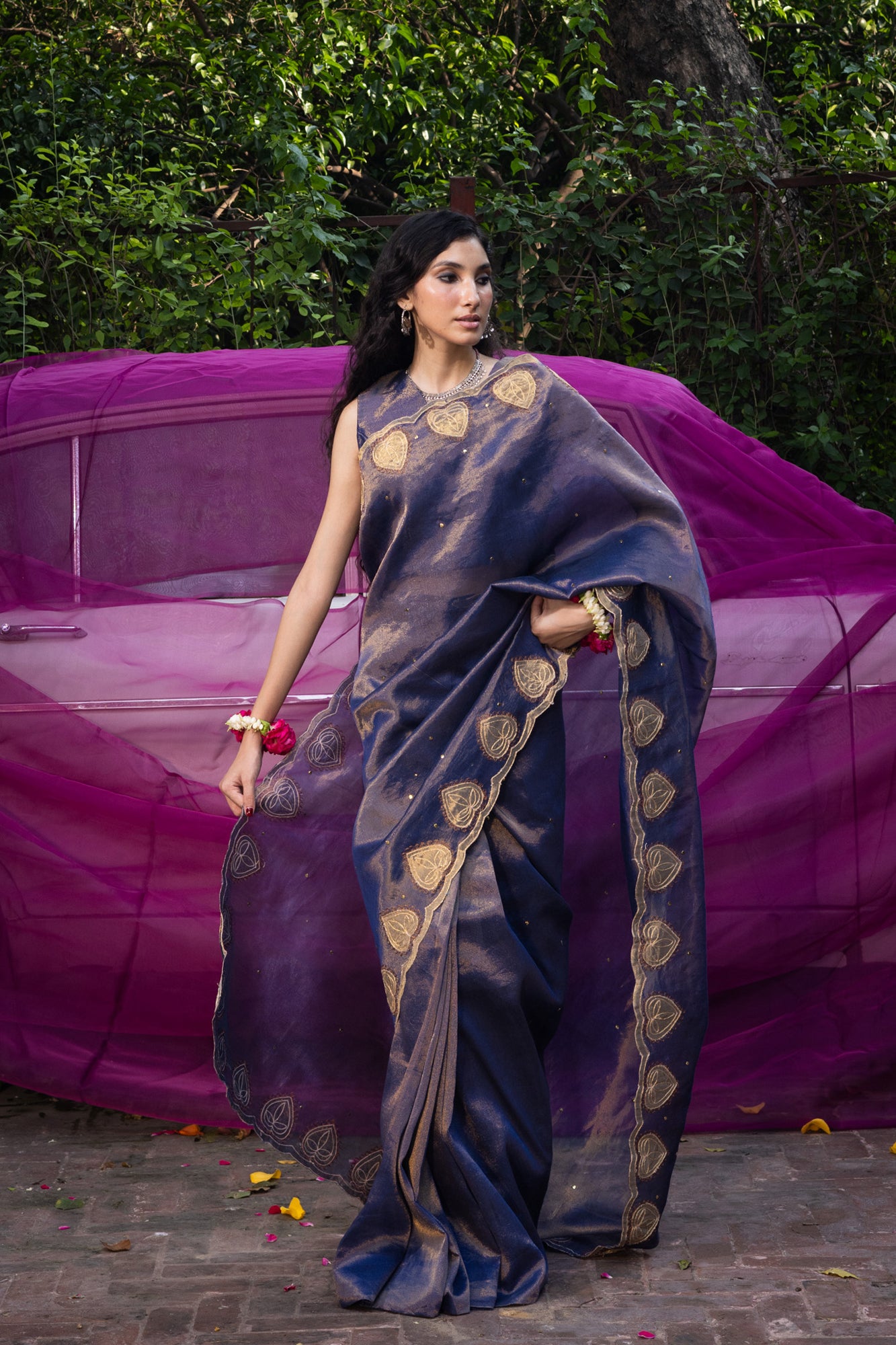 Moonshade Zaari Embroidered Saree