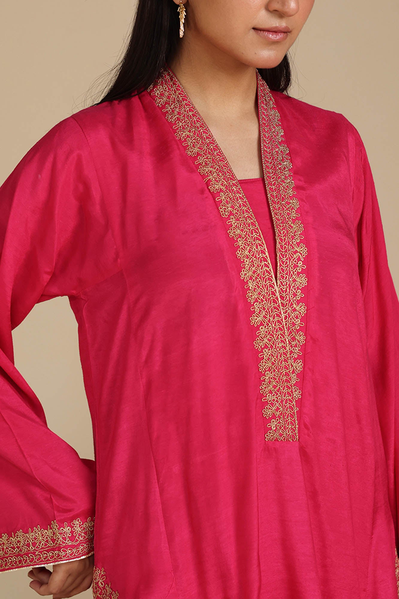 Embroidered Divine Set